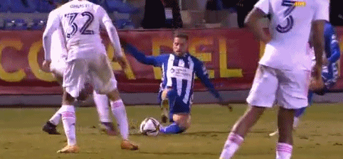 王励勤升任3天遭围攻，呼吁理性追星，极端球迷为何反目？