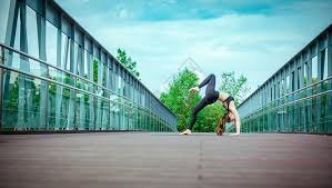 《外野传球臂力大比拼：谁是当今联盟的“火之箭”？》